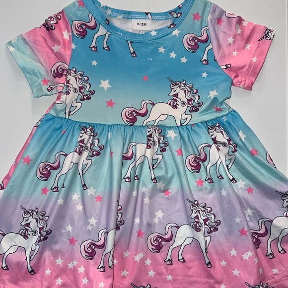 🛍Boutique 🛍BEAUTIFUL LITTLE GIRLS DRESS SIZE 9-12 MONTHS 🛍 - Picture 1 of 7